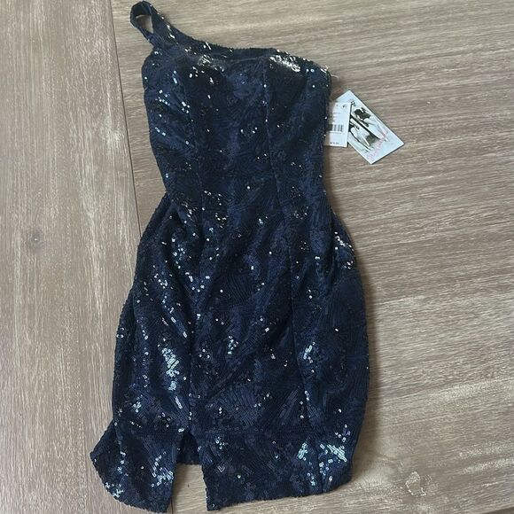 Honey and Rosie One Shoulder Tank Strap Fitted Short Sequin Dress XS BLUE NWT - Picture 6 of 7